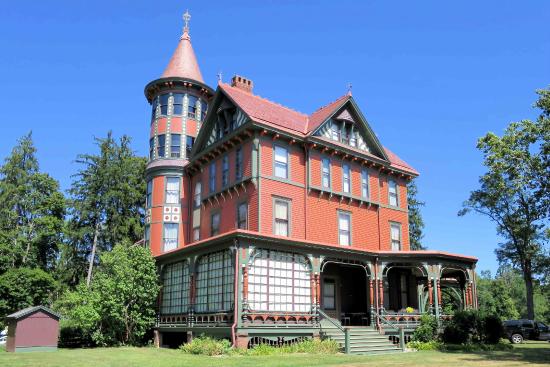 Best Place to Propose in Rhinebeck, NY