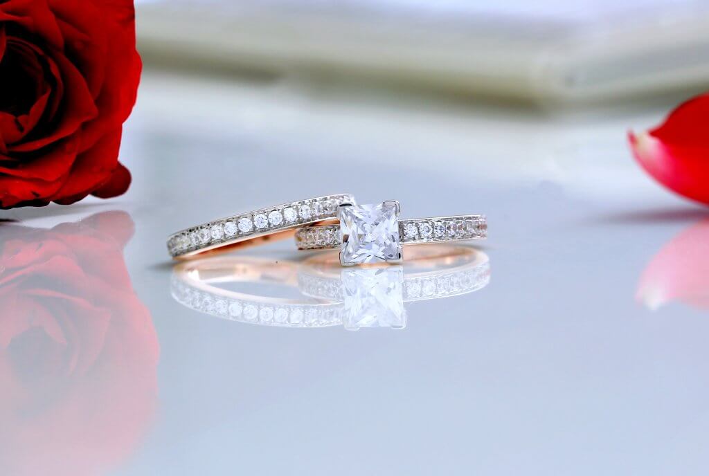 princess diamond ring with wedding band 