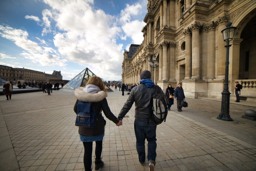 Best place to propose in Paris with love