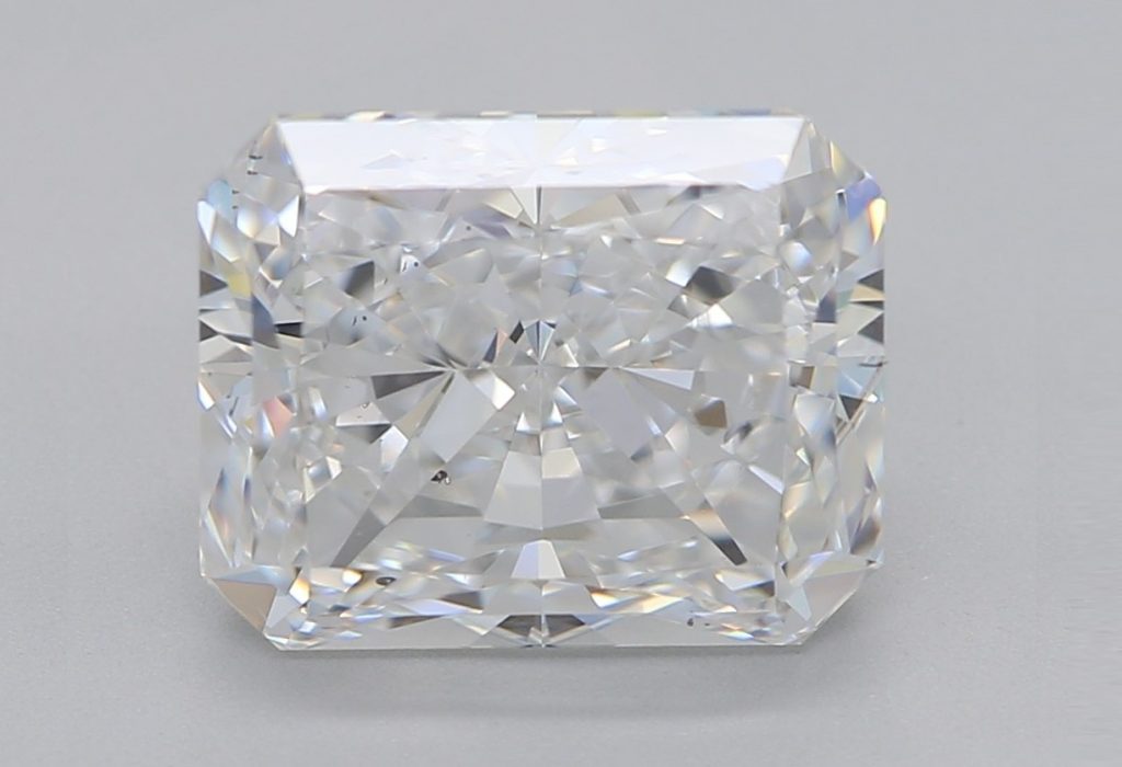 Radiant cut diamond