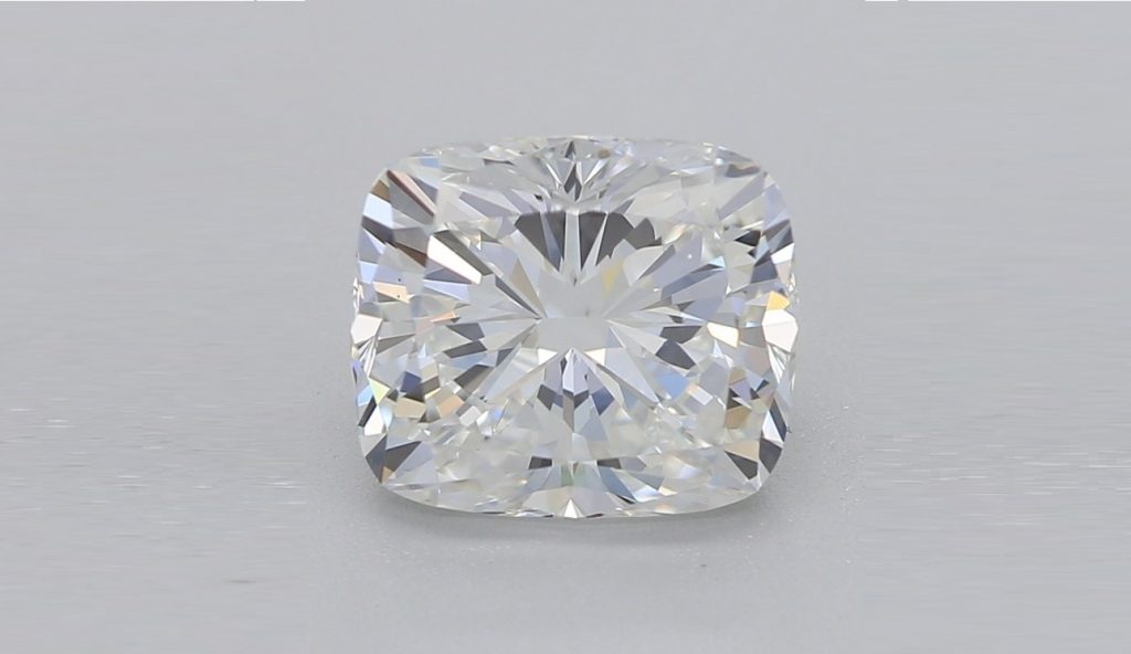 cushion cut diamond vs1