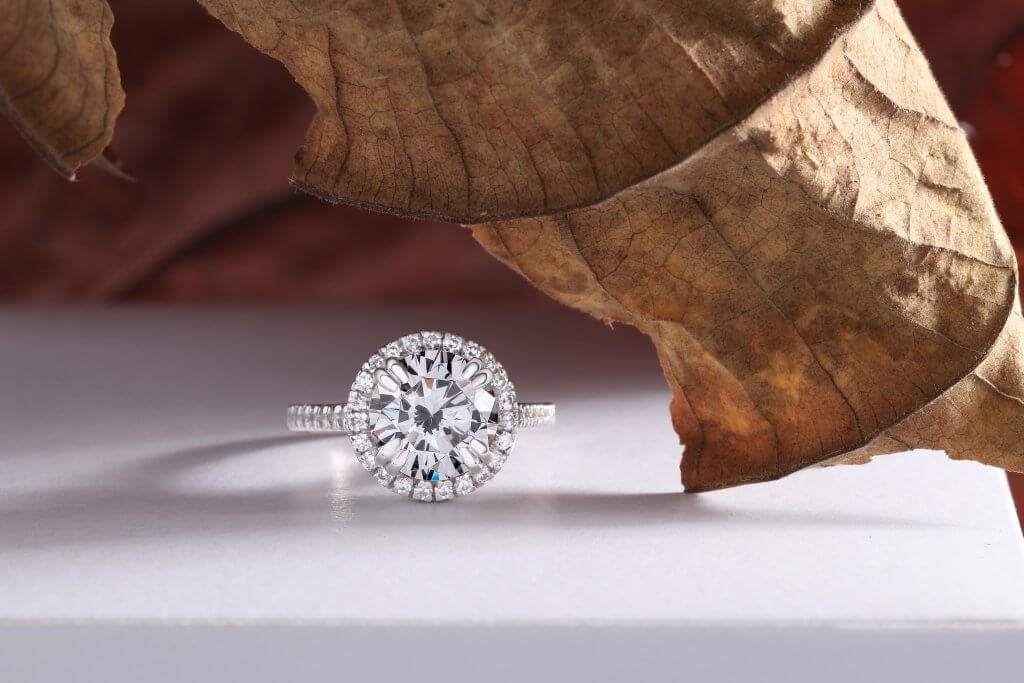 How Much Should You Spend On an Engagement Ring? | BOSS