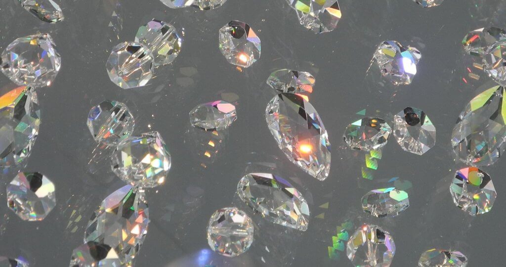 What's the difference between Swarovski Crystal, Diamonds and Cubic  Zirconia?