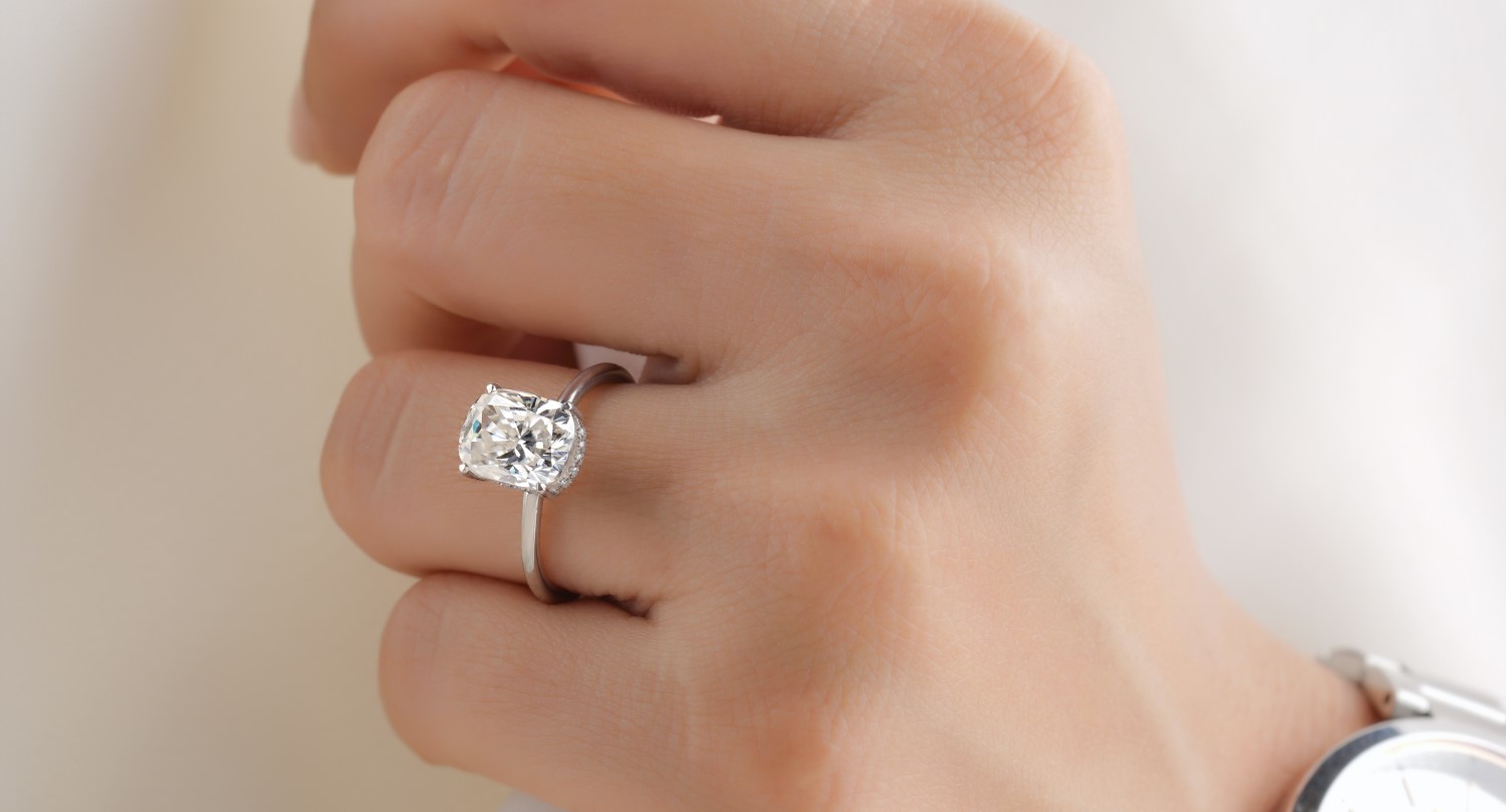 Key Information About Diamond Girdles